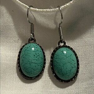 💚Vintage Artisan Southwestern Scalloped Turquoise Earrings - Signed "o" 70s/80s